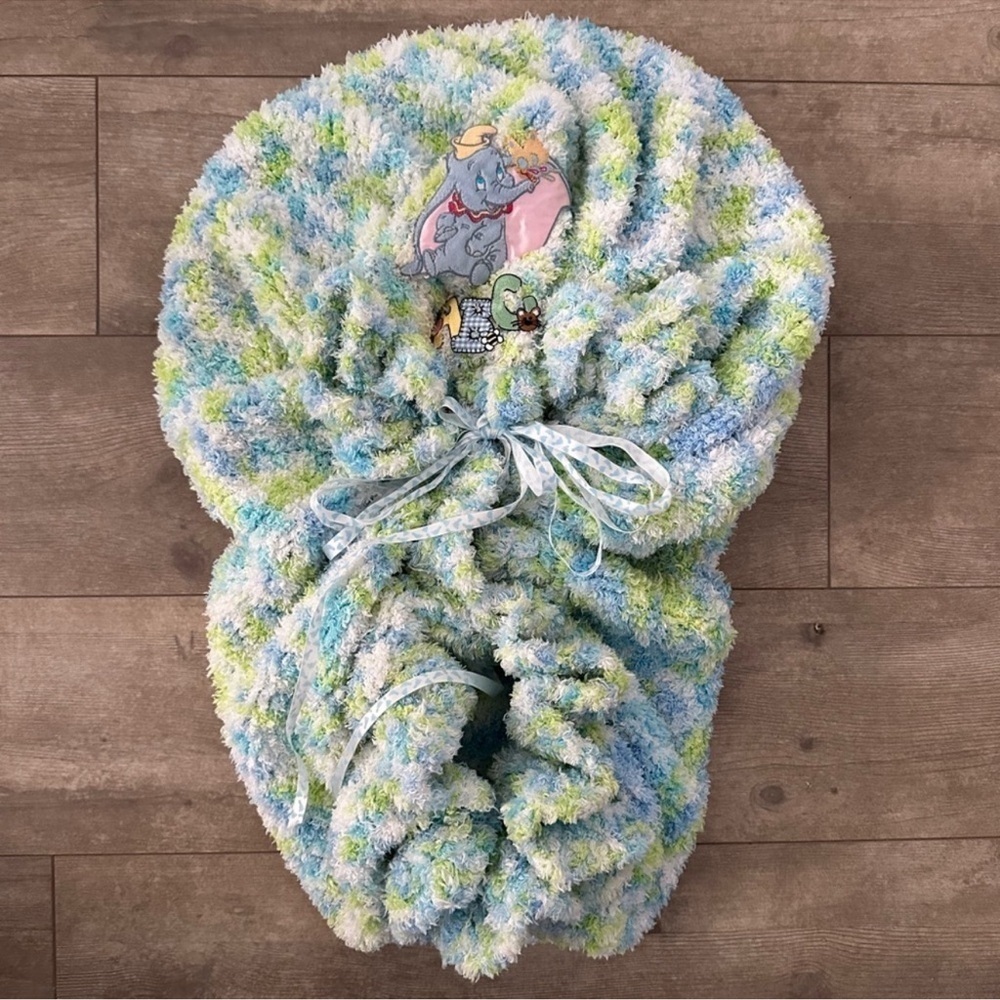 Disney Dumbo Plush Blanket - Blue and Green